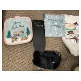 itï¿½s a wine scarf and t-towels