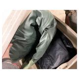 Air mattress w/pumps untested