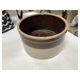 Small crock w/ crack in it