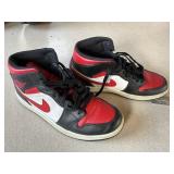 Nike air Jordan size 8.5