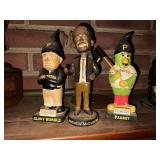 Pirates Clint Hurdle, Parrot figures and Andrew