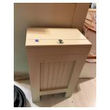 Trash can