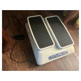 Electric leg exerciser