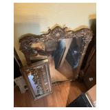 2 pieces of wall art/mirrors
