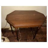 Octa-Terra-grahm table