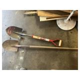 (2) Shovels