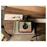Big swinger 3000 Polaroid land camera