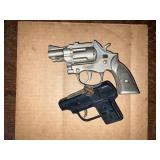 Hubley cap gun and giant toy plastic co cap gun