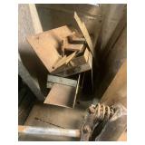 Small lot of misc metal