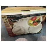Gibson 20 piece set of holiday charm dish set