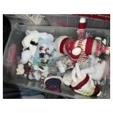 Tote w/lid of snowmen and other Christmas