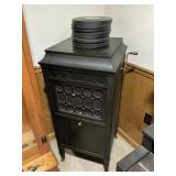 Victrola w/ 78rpm records , Edison brand, with