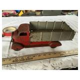 Early Marx tin dump truck in decent shape
