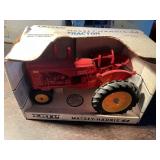 Ertl Massey-Harris 44 1/16