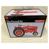 1/16 Farmall M Precision w/ box