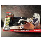 Maisto Tech R/C Bobcat compact track loader