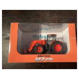 Kubota tractor M7-171 1:32