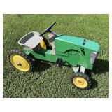 John Deere 8R410 Pedal tractor
