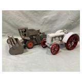 1/16 Fordson tractor and Gleaner combine