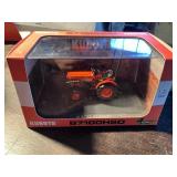 Kubota B7100HS$ 1:32