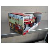Ertl McMormick Farmall 460&560 set