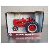 Ertl McCormick Farmall super M