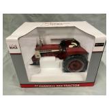 1/16 International Farmall 504 Narrow Front
