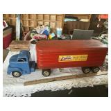 Marx Tractor trailer, cab of truck is plastic