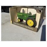 Ertl John Deere 1960 model 3010 tractor 1/16