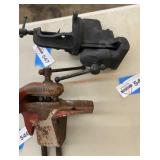 Vintage small vise lot