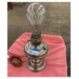 Magnet oil style lamp
