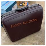 Samsonite hard sided suit case