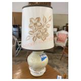 Lamp and piggy bank lot