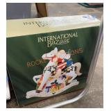 International bazaar musical Christmas rocking