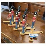 Soldiers foldout decor