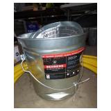 Beherens Locking Lid Can, 10 Gallons