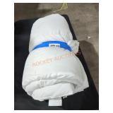 Martha Stewart Full/Queen White Comforter