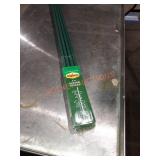 Vigoro 4ft Garden Stakes, (2) 4-packs