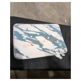 Blue/White 17"×24" Soft Bath Mat