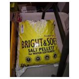 Bright and Soft Salt Pellets for water softeners