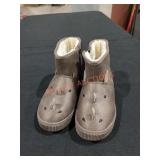 Cat&Jack Brown Rhino Boots Size 12