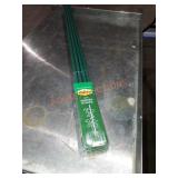 Vigoro 4ft Garden Stakes, (2) 4-packs