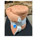 Room Essentials Orange Comforter Twin Size