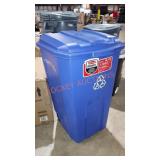 Rubbermaid wheeled roughneck trash can 45 gal