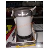 Defiant 700lumen Floating Lantern