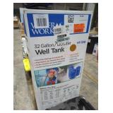 Water worker 32 gallon well tank