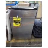 Vissani mini fridge