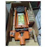 Orange 2-1/4" ton hydraulic floor jack