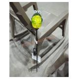 1 frog garden stake