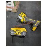 DeWalt 20v 1/4" Impact Driver & 4ah Battery